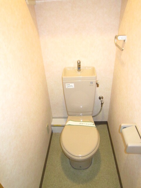 物件内観写真14　(トイレ)