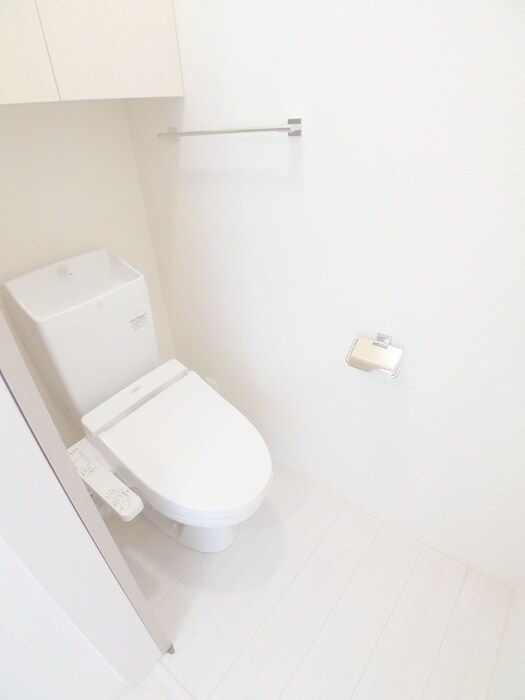 物件内観写真13　(トイレ)