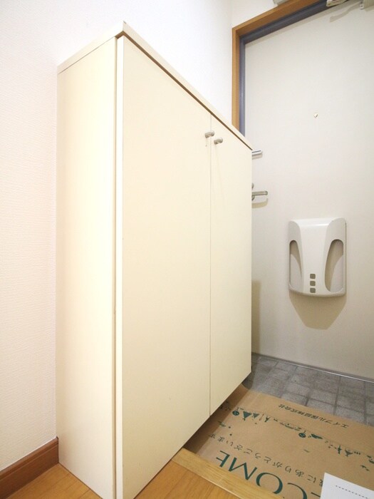 物件内観写真16　(靴箱)