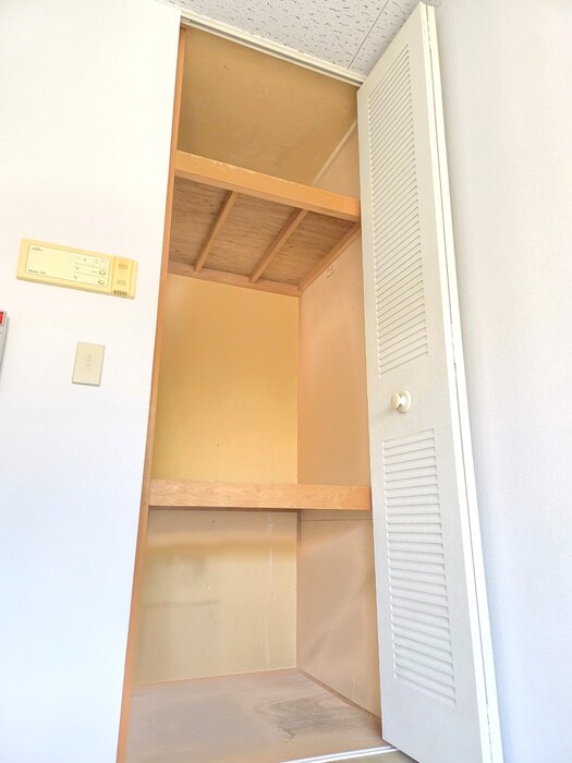 物件内観写真10　(収納)