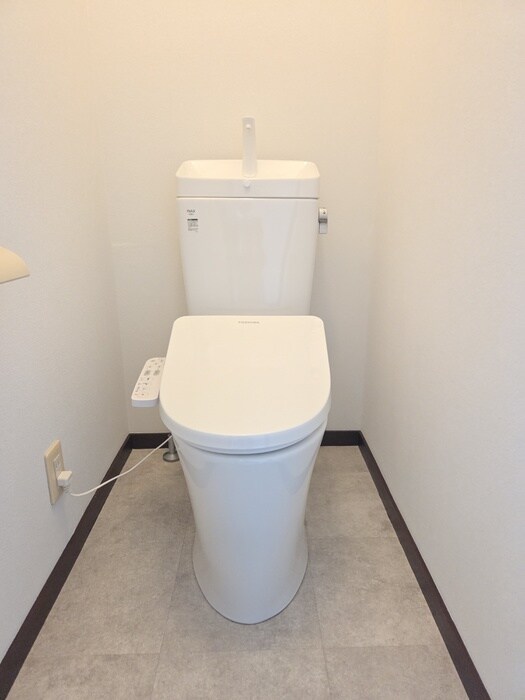 物件内観写真13　(トイレ)