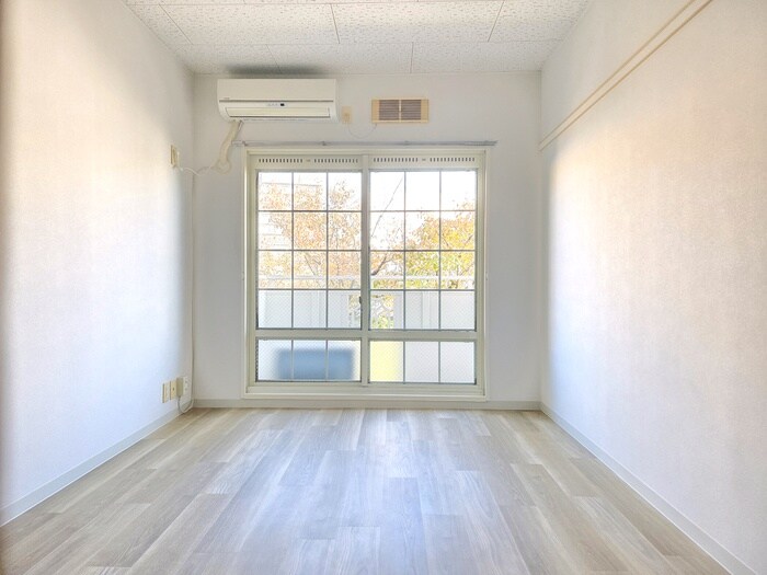 物件内観写真21　(居室)