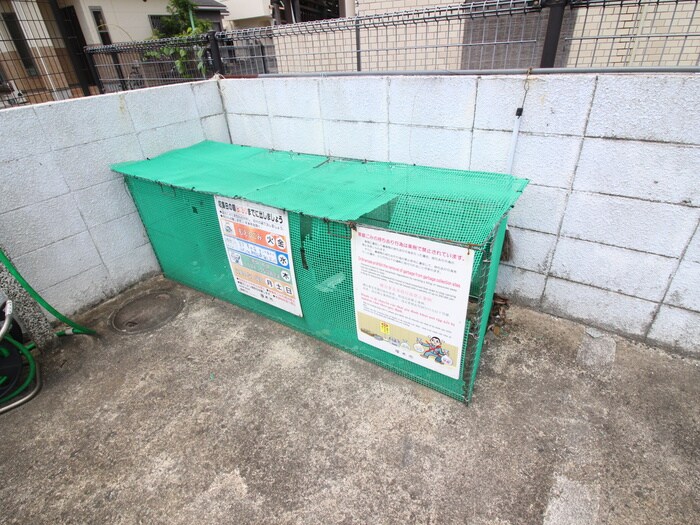 物件外観写真6　(建物設備)