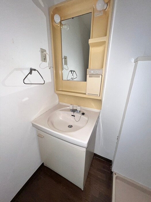 物件内観写真10　(洗面)