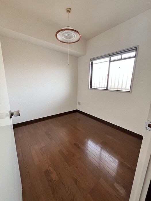 物件内観写真12　(居室)