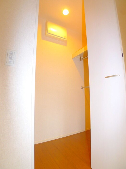物件内観写真19　(収納)