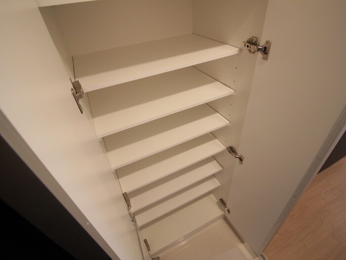 物件内観写真16　(靴箱)