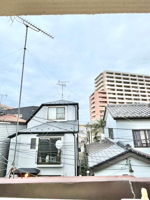 物件内観写真18　(室内からの展望)