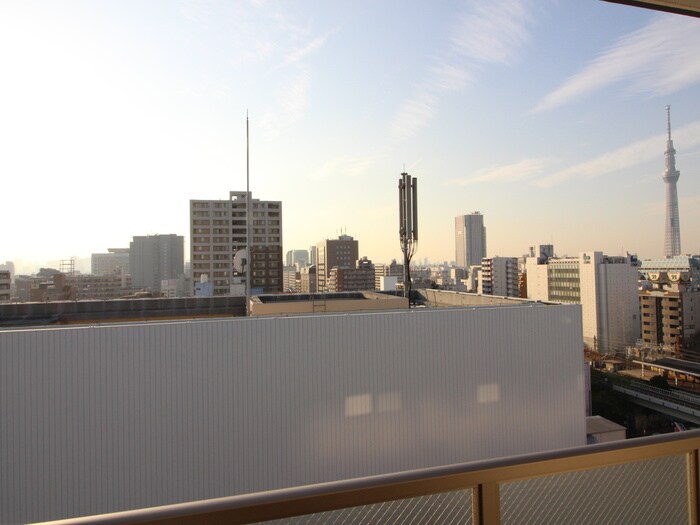 物件内観写真16　(室内からの展望)