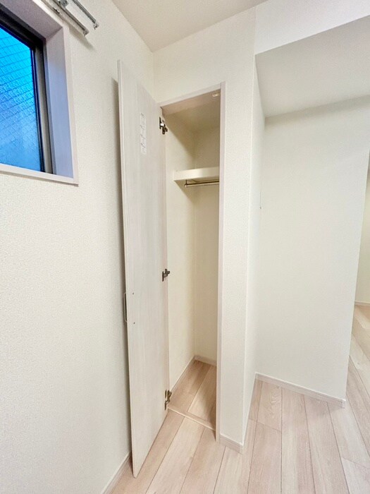 物件内観写真16　(収納)