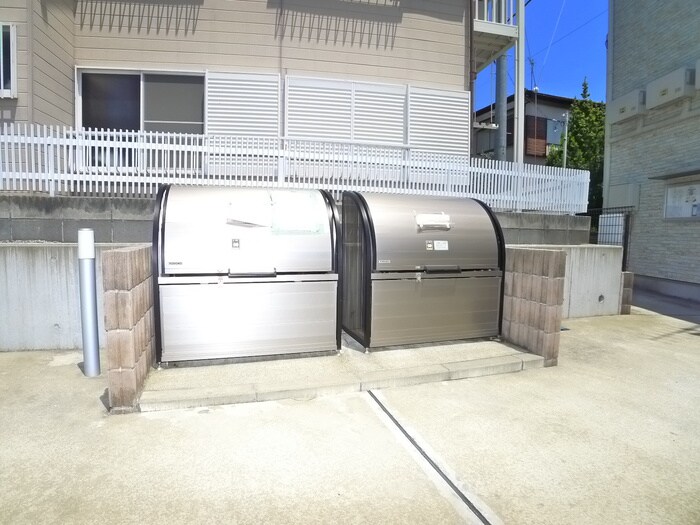 物件外観写真6　(建物設備)