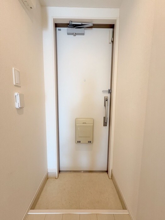 物件内観写真19　(玄関)