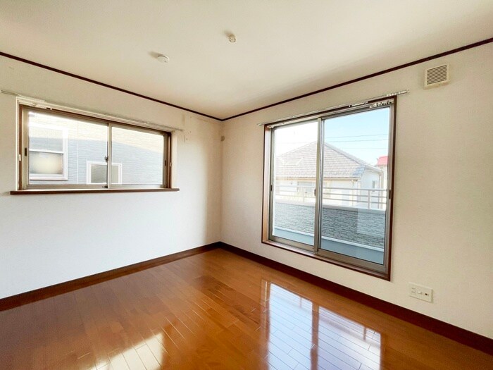 富士本1丁目戸建の居室