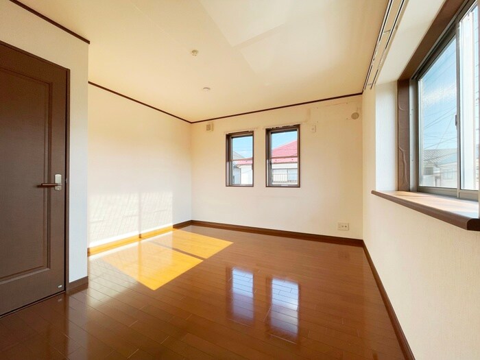 富士本1丁目戸建の居室