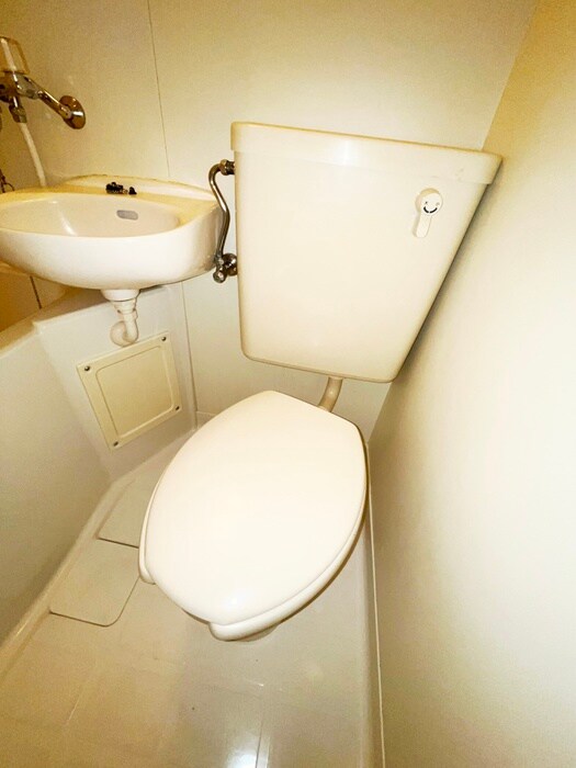 物件内観写真11　(トイレ)