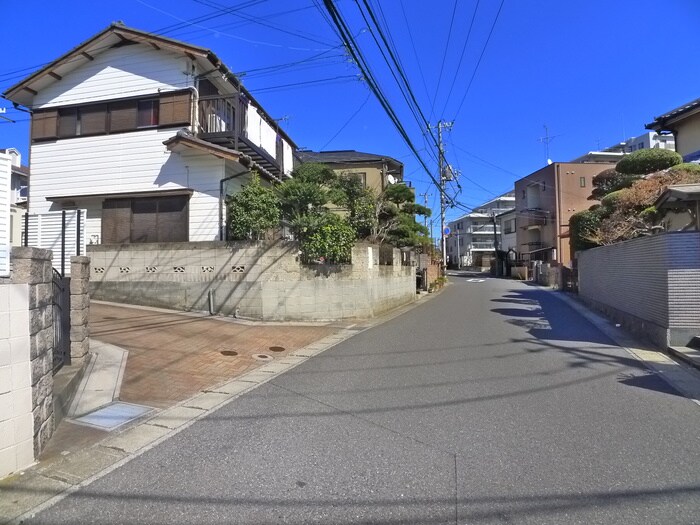 物件外観写真3　(周辺環境)