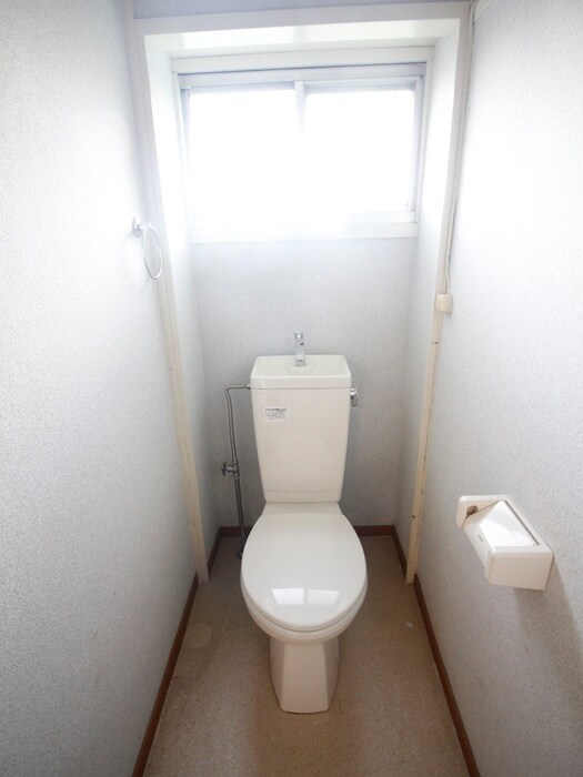 物件内観写真15　(トイレ)