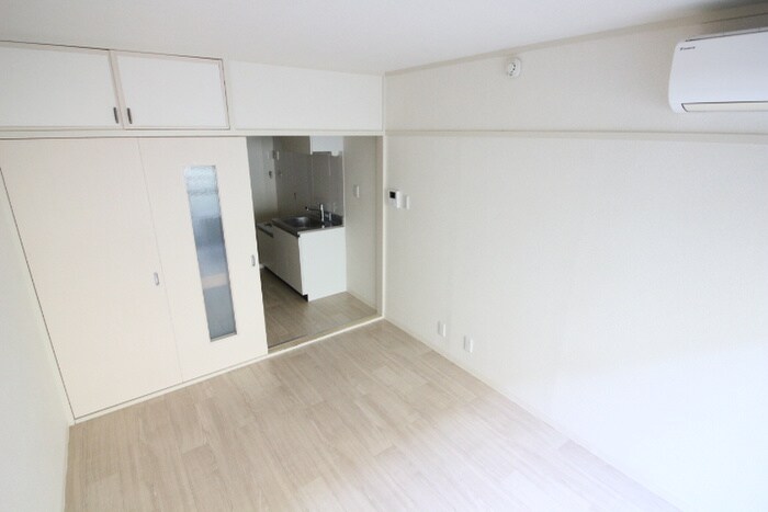 物件内観写真10　(居室)