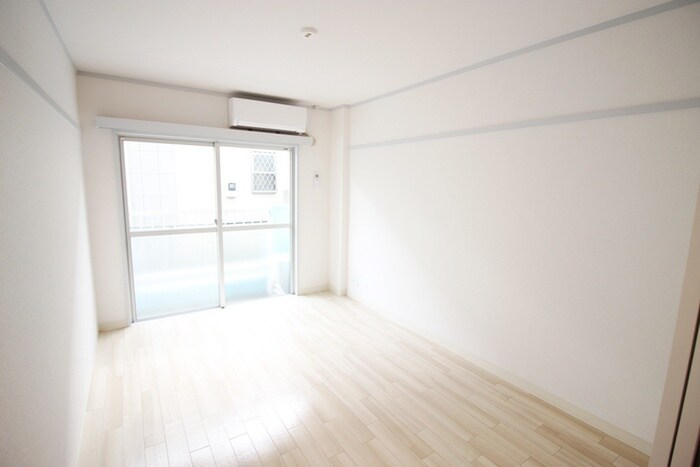 物件内観写真11　(居室)