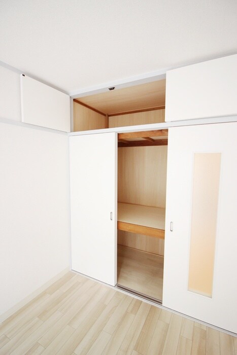 物件内観写真15　(収納)