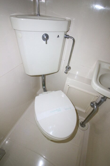 物件内観写真16　(トイレ)