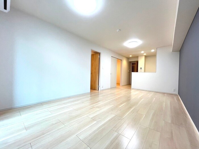 物件内観写真4　(居室)