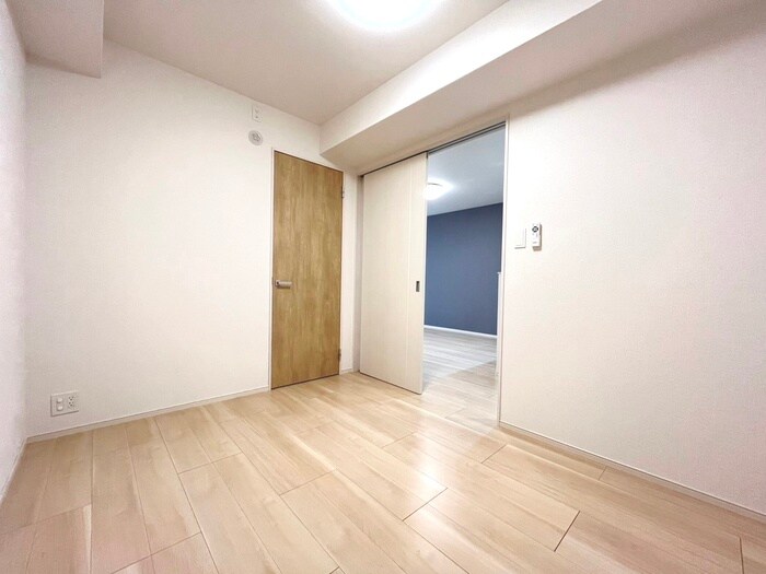 物件内観写真6　(居室)