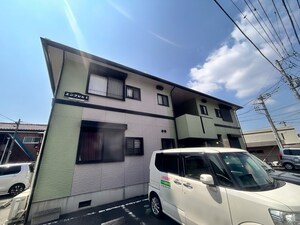 ｴﾝﾌﾞﾚﾑ　１外観写真