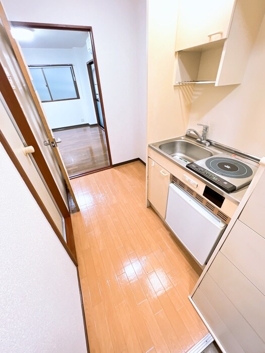 物件内観写真13　(廊下)