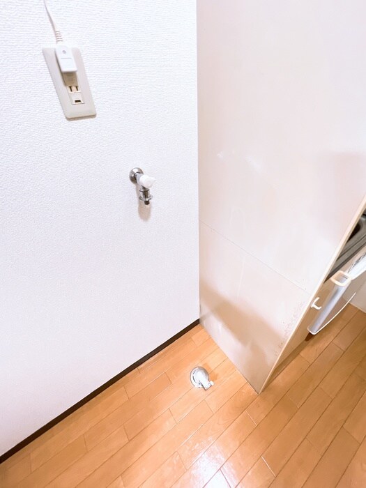 物件内観写真19　(洗濯機置場)