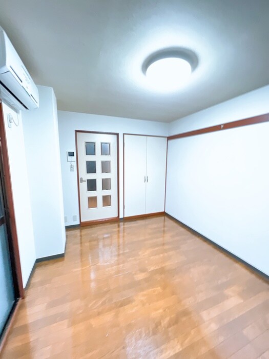 物件内観写真22　(居室)