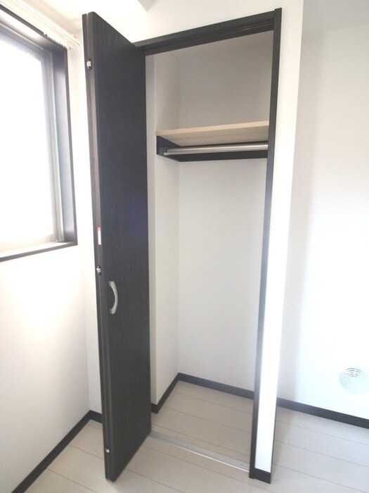 物件内観写真13　(収納)