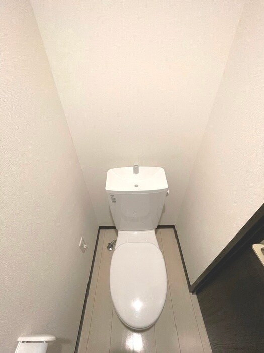 物件内観写真16　(トイレ)