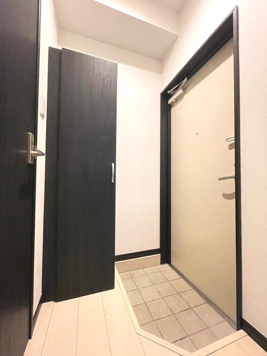 物件内観写真20　(玄関)