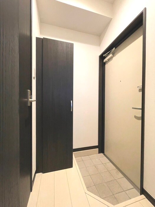 物件内観写真20　(玄関)