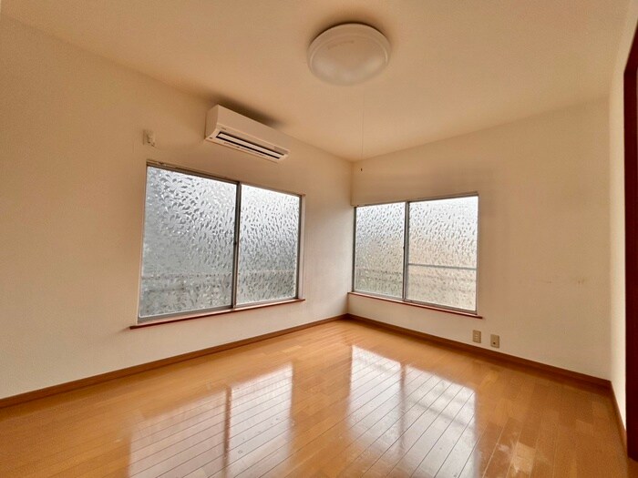 物件内観写真6　(居室)