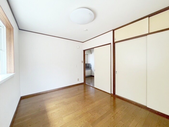 物件内観写真8　(居室)