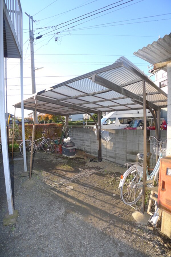 駐輪場