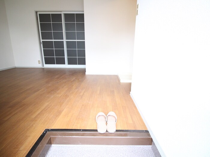 物件内観写真19　(玄関)