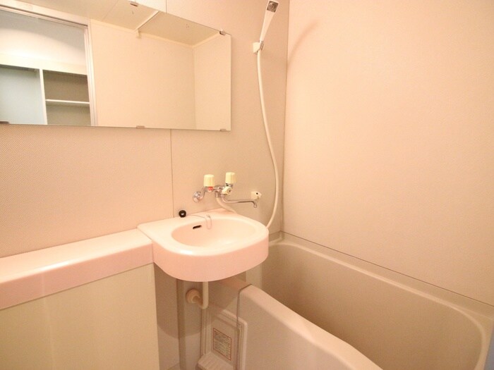 物件内観写真9　(バス／シャワールーム等)