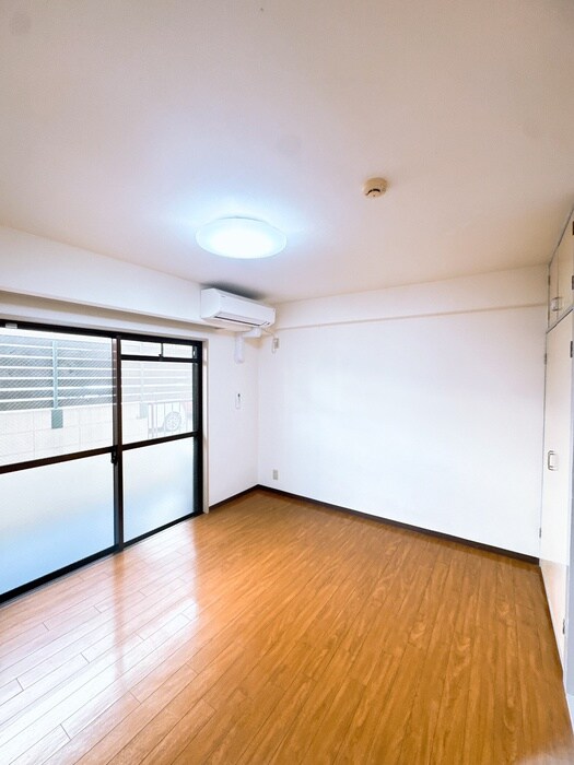 物件内観写真13　(居室)