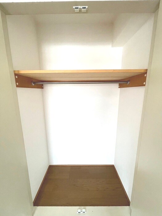 物件内観写真10　(収納)