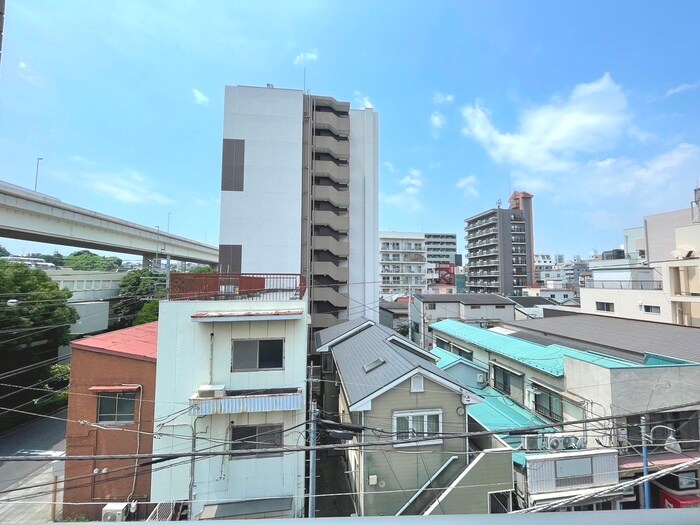 物件内観写真22　(室内からの展望)