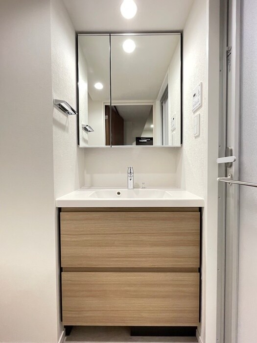 物件内観写真10　(洗面)