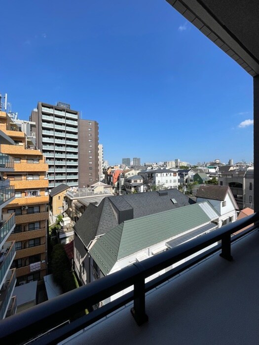 物件内観写真16　(室内からの展望)