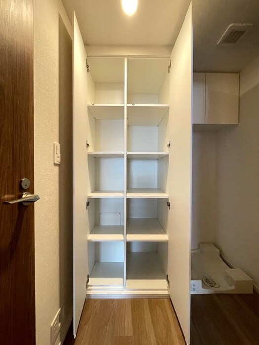 物件内観写真18　(靴箱)