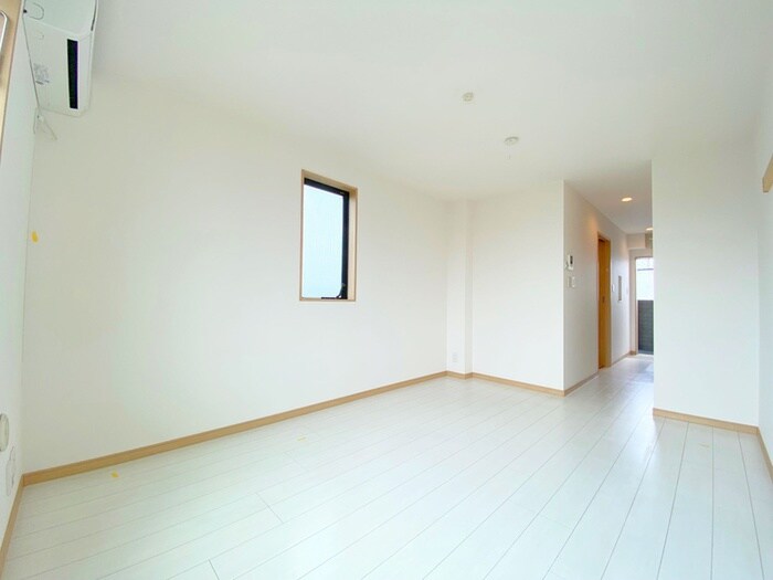 物件内観写真10　(内観写真)