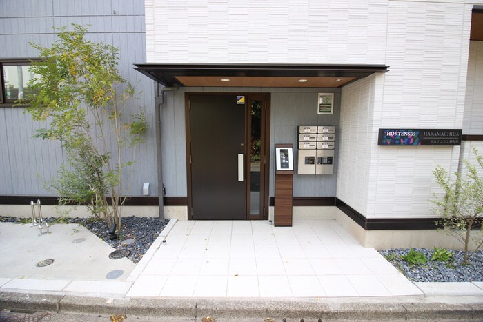 ホルテンジエ原町田のエントランス部分