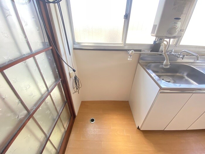 物件内観写真17　(洗濯機置場)