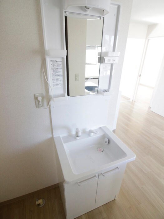 物件内観写真10　(洗面)